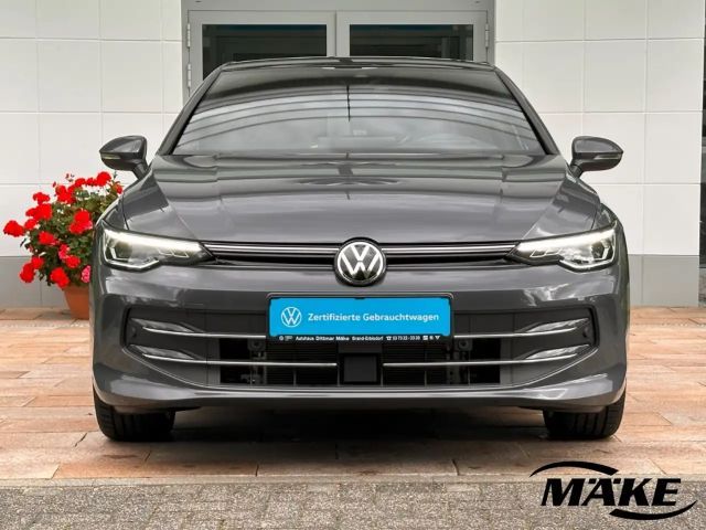 Volkswagen Golf 1.5 eTSI DSG