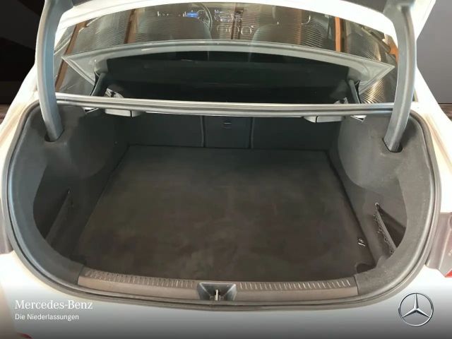 Mercedes-Benz A 200 A 200 d Progressive