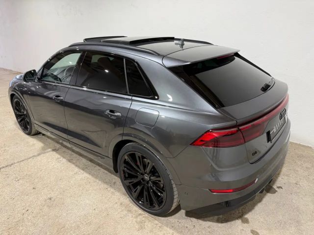 Audi Q8 55 TFSI Hybride Quattro