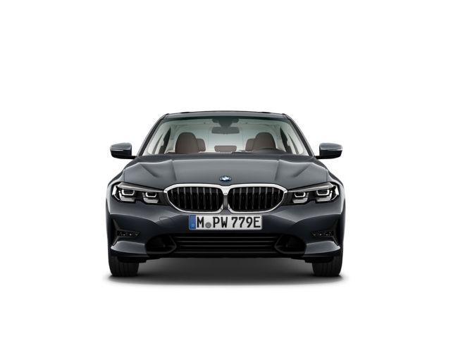 BMW 330 330e Sedan xDrive