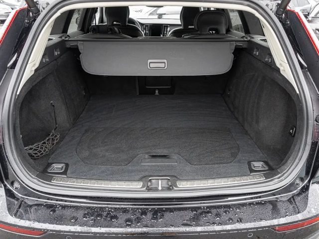 Volvo V60 Cross Country AWD Plus