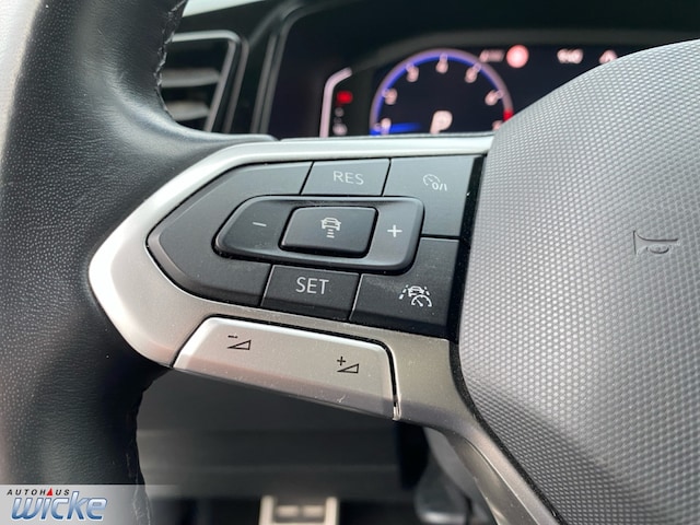 Volkswagen T-Roc 1.5 TSI DSG R-Line