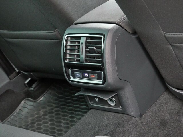 Volkswagen Passat 1.5 TSI Business Variant