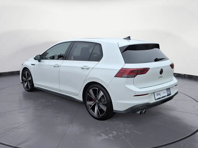 Volkswagen Golf 2.0 TDI DSG GTD