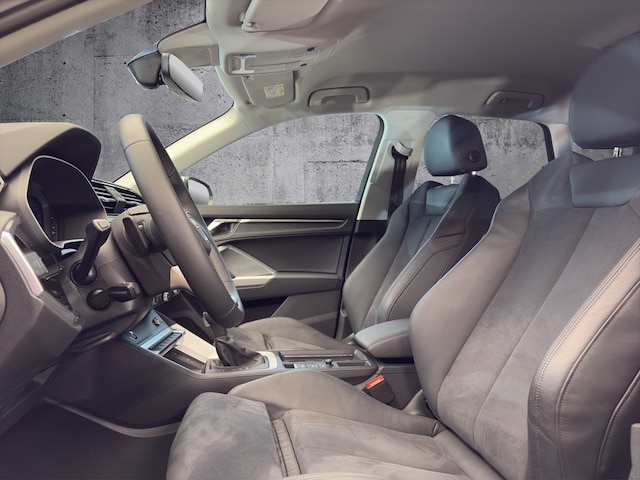 Audi Q3 35 TFSI S-Tronic