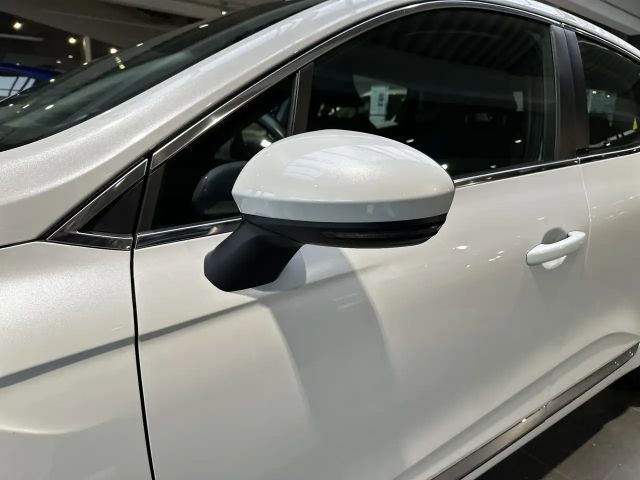 Renault Clio E-Tech Intens