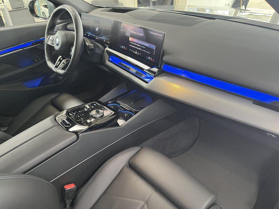 BMW i5 Touring eDrive40