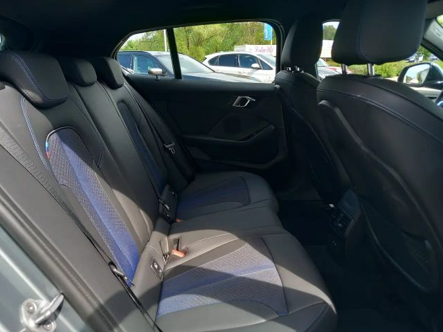 BMW 120 120d M-Sport Sedan xDrive