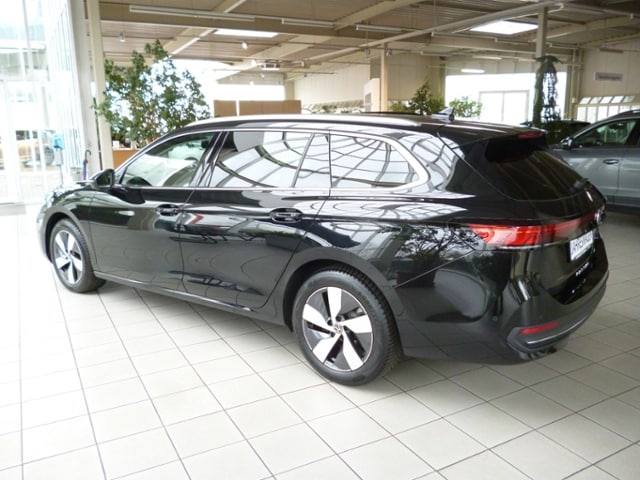 Volkswagen Passat 1.5 eTSI Business DSG Variant