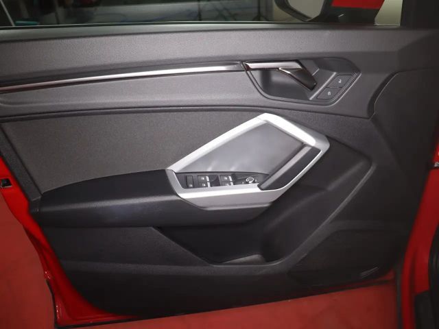 Audi Q3 35 TDI S-Tronic