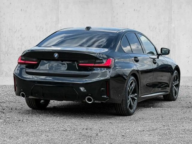 BMW 320 320i M-Sport Sedan