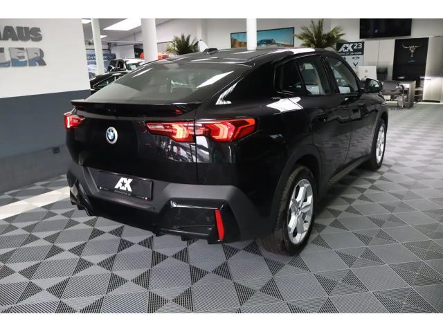 BMW X2 20d Garantie 05/2028 NP: 51.000€ Panorama LED DAB+