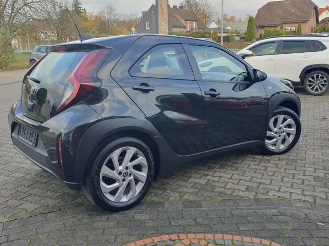 Toyota Aygo X Hatchback Play X-play