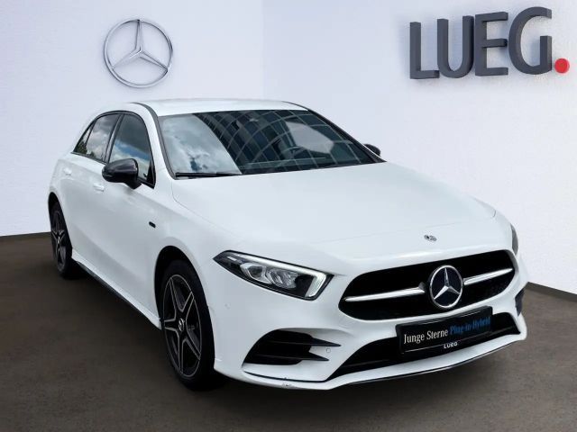 Mercedes-Benz A 250 A 250 e AMG Line