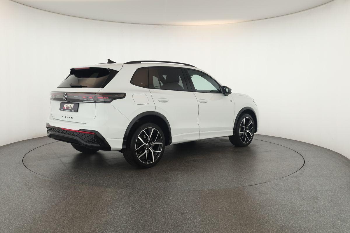 Volkswagen Tiguan 2.0 TSI DSG IQ.Drive R-Line