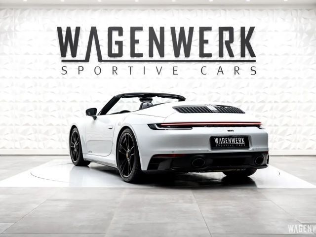 Porsche 992 Cabrio Carrera GTS