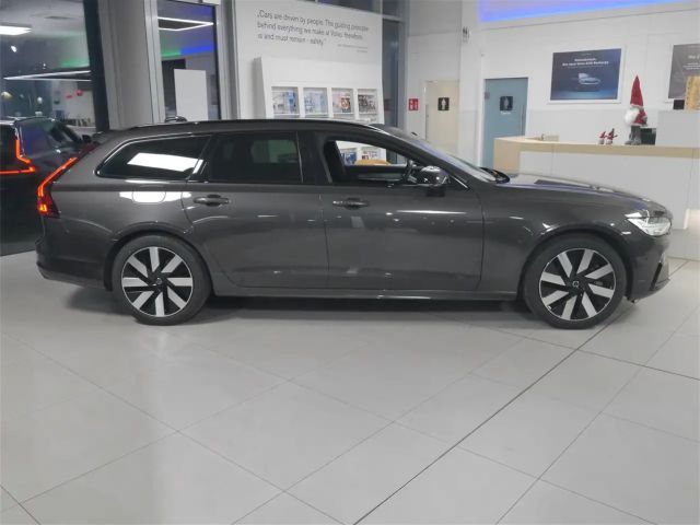 Volvo V90 AWD Dark Plus T6