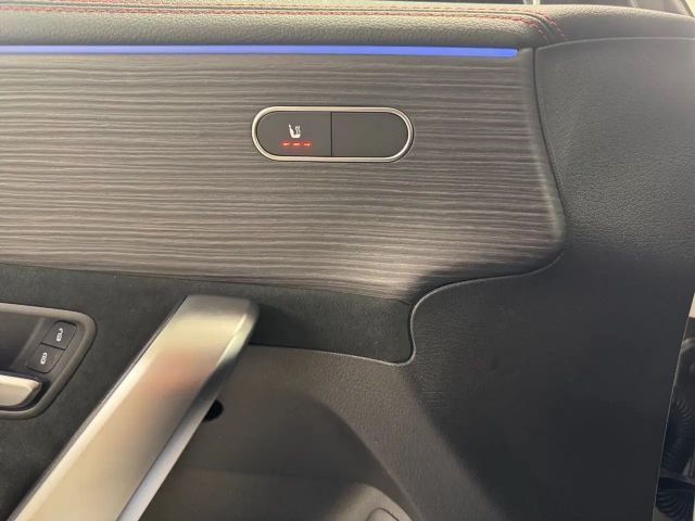 Mercedes-Benz CLA 200 AMG Line Coupé