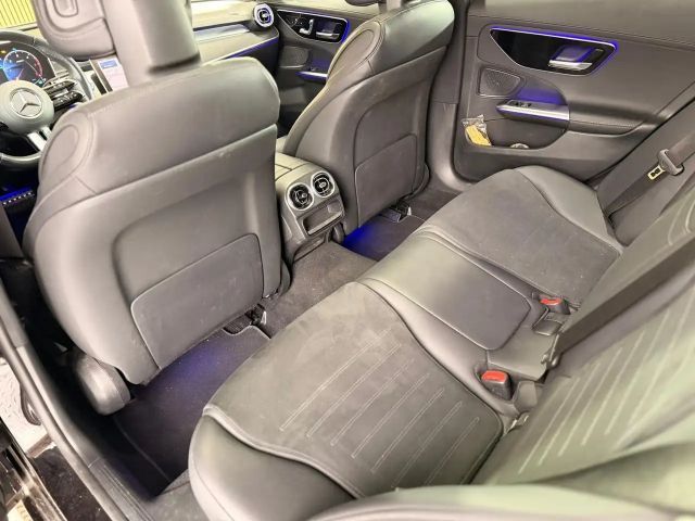 Mercedes-Benz C 220 4MATIC AMG Line