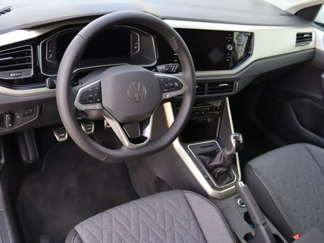 Volkswagen Polo Move