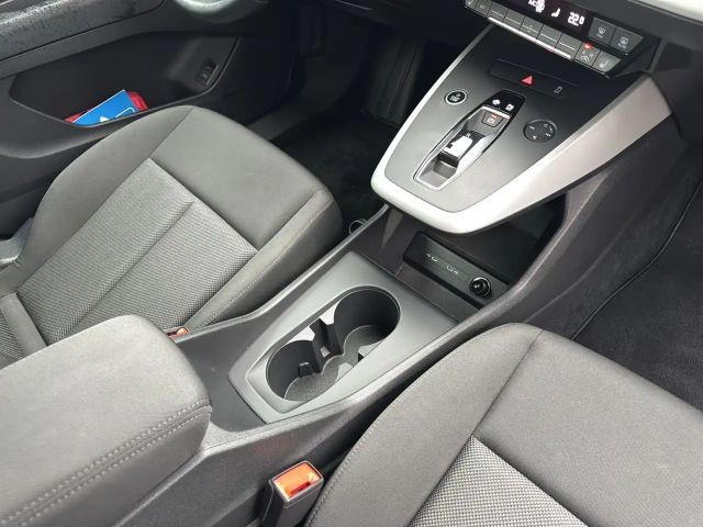 Audi Q4 e-tron 40 S-Line