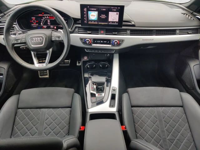 Audi RS4 Avant Quattro