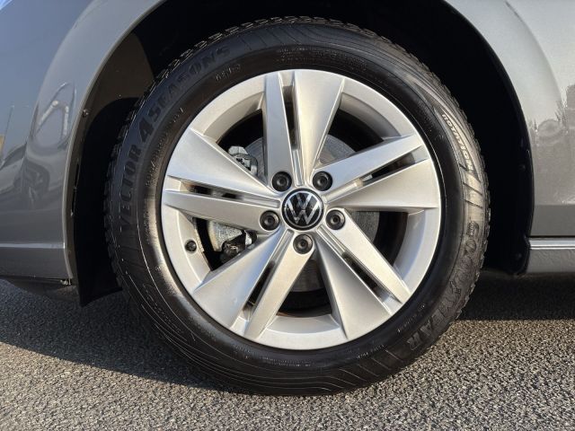 Volkswagen Golf 1.0 TSI Golf VIII Life