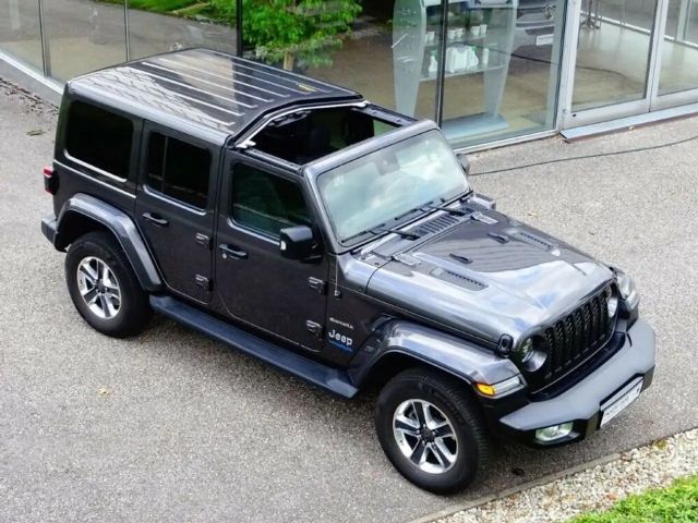 Jeep Wrangler 4xe Sahara