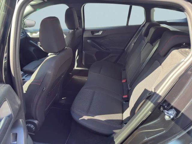 Ford Focus EcoBoost ST Line Wagon