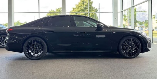 Audi A6 Quattro S-Tronic Sedan