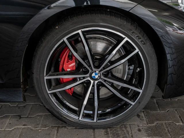 BMW 320 320d M-Sport Sedan xDrive