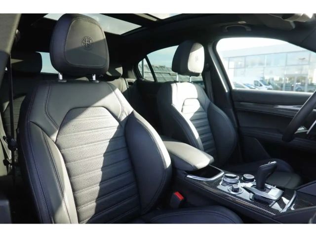 Alfa Romeo Stelvio Q4 Quadrifoglio Turbo