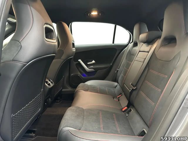 Mercedes-Benz A 200 AMG Line