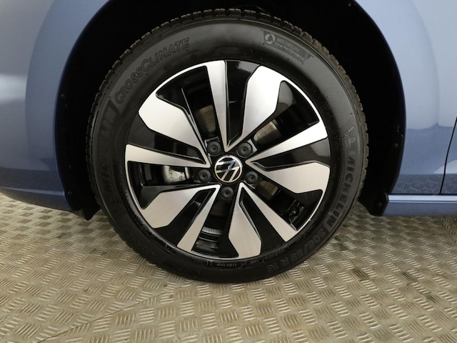 Volkswagen Golf 1.5 TSI Golf VIII