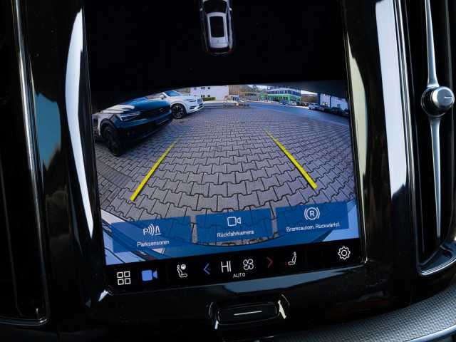 Volvo XC60 AWD R-Design Recharge