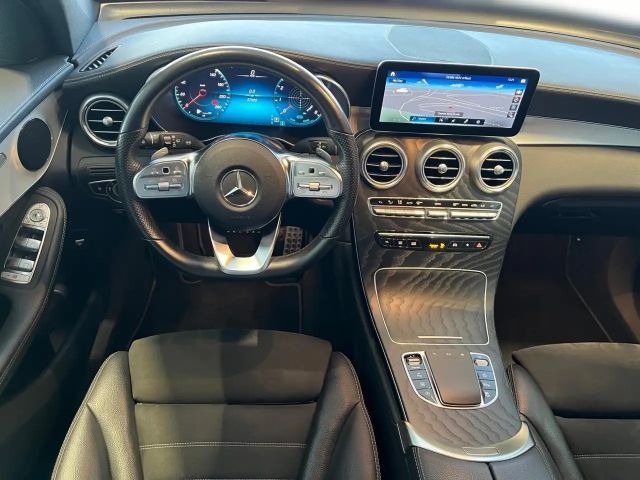 Mercedes-Benz GLC 300 4MATIC AMG Line