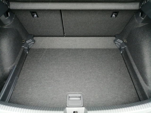 Volkswagen Taigo 1.5 TSI DSG R-Line