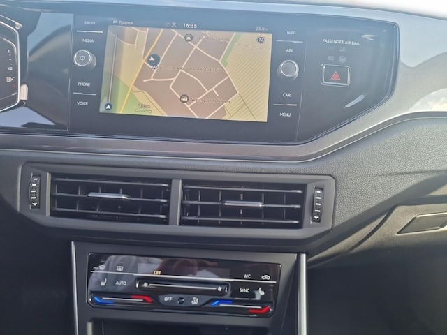 Volkswagen Polo DSG Style