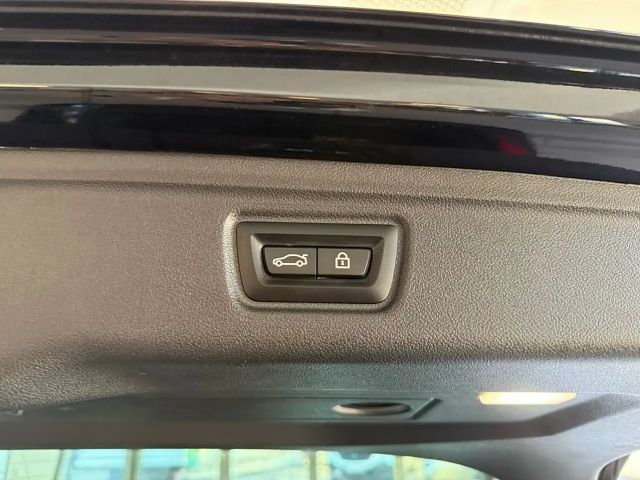 BMW 330 330e Touring