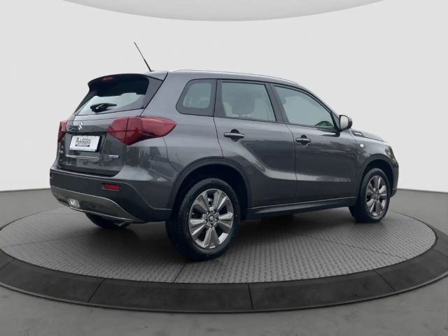 Suzuki Vitara Club Hybrid
