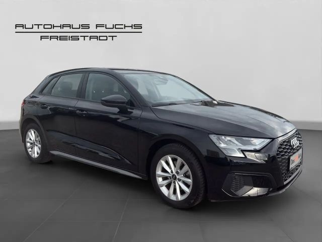 Audi A3 30 TDI Sedan