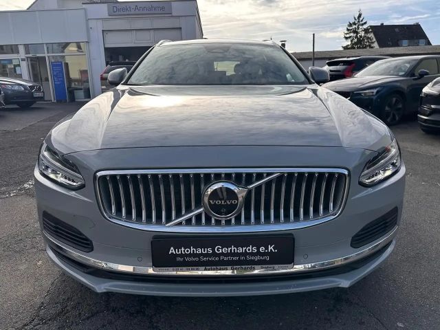 Volvo V90 AWD Plus T6
