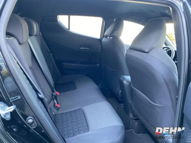 Toyota C-HR Hybride Team D