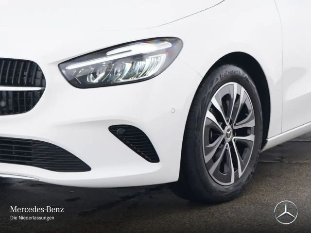 Mercedes-Benz B 200 Progressive Sedan