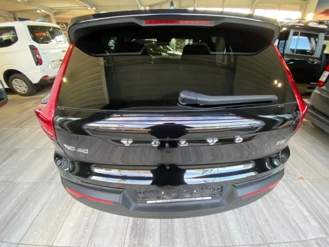 Volvo XC40 Core Momentum T3