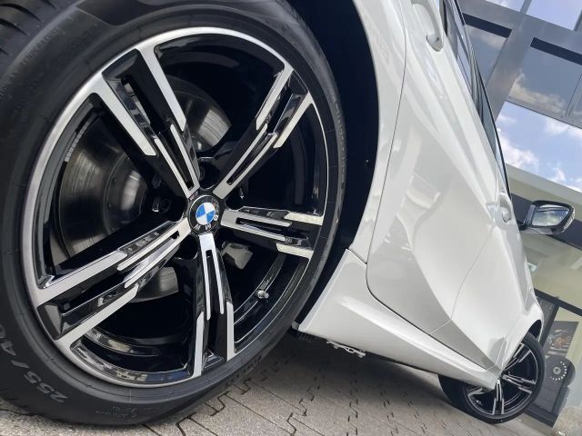BMW 330 330e M-Sport Touring xDrive
