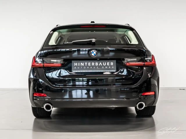 BMW 320 320d Touring xDrive