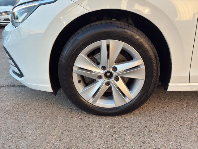 Volkswagen Golf DSG Golf VIII Life