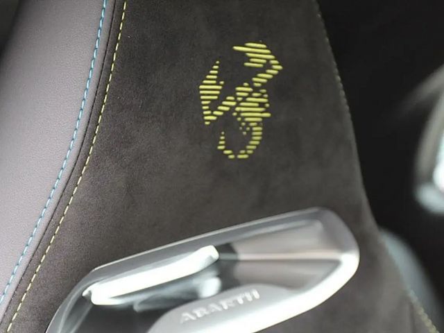 Abarth 500e Cabrio Scorpionissima