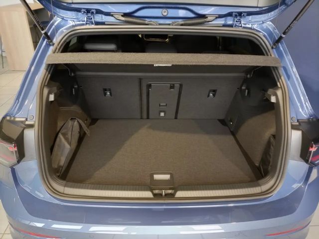 Volkswagen Golf Sport